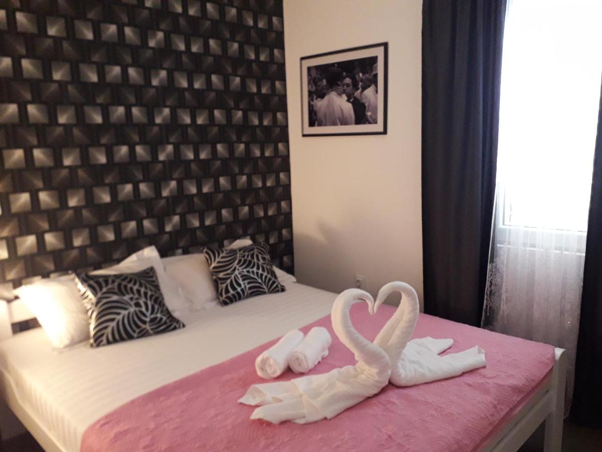 Ana Apartmani Ilha Sveti Stefan Exterior foto