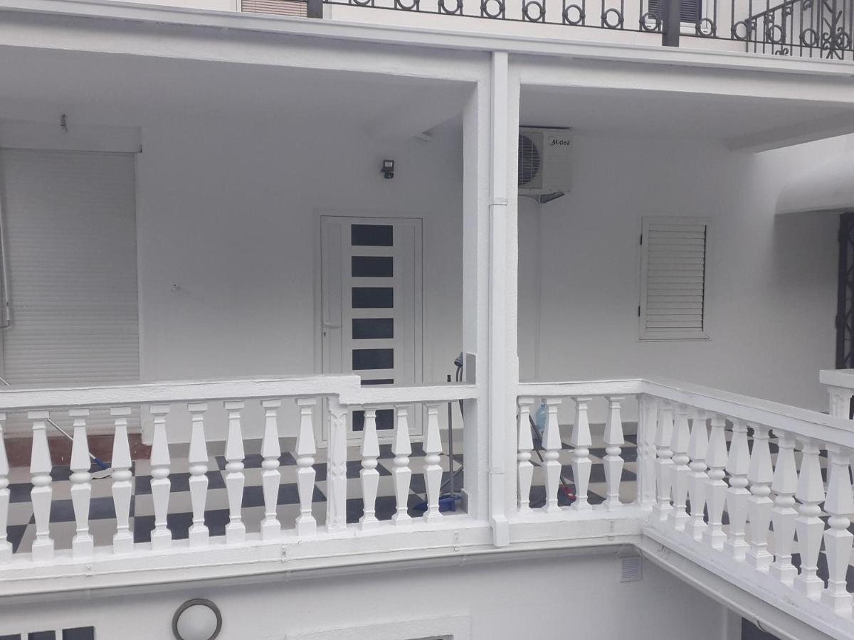 Ana Apartmani Ilha Sveti Stefan Exterior foto