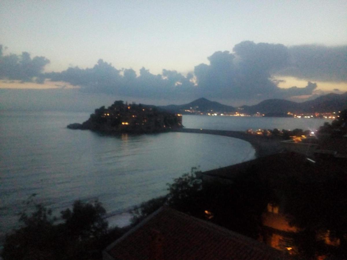 Ana Apartmani Ilha Sveti Stefan Exterior foto
