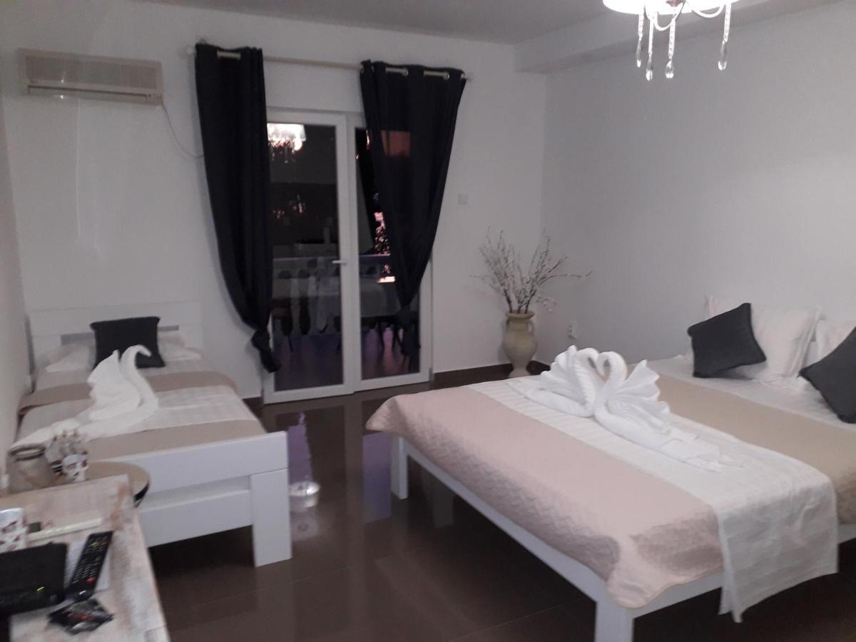 Ana Apartmani Ilha Sveti Stefan Exterior foto